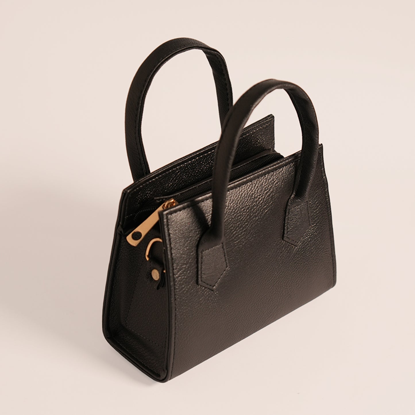 Noir Elegance Bag